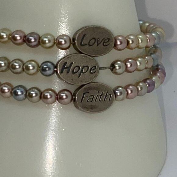 Love Hope Faith Beaded 3-Layer Stretch Bracelet - Picture 2 of 6